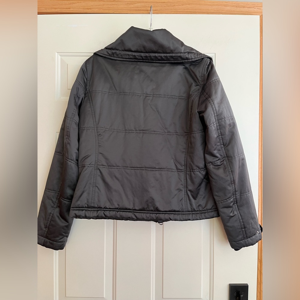 Women’s Ralph Lauren Active black full 2 way zipper, collar with toggles. Large - Picture 2 of 16